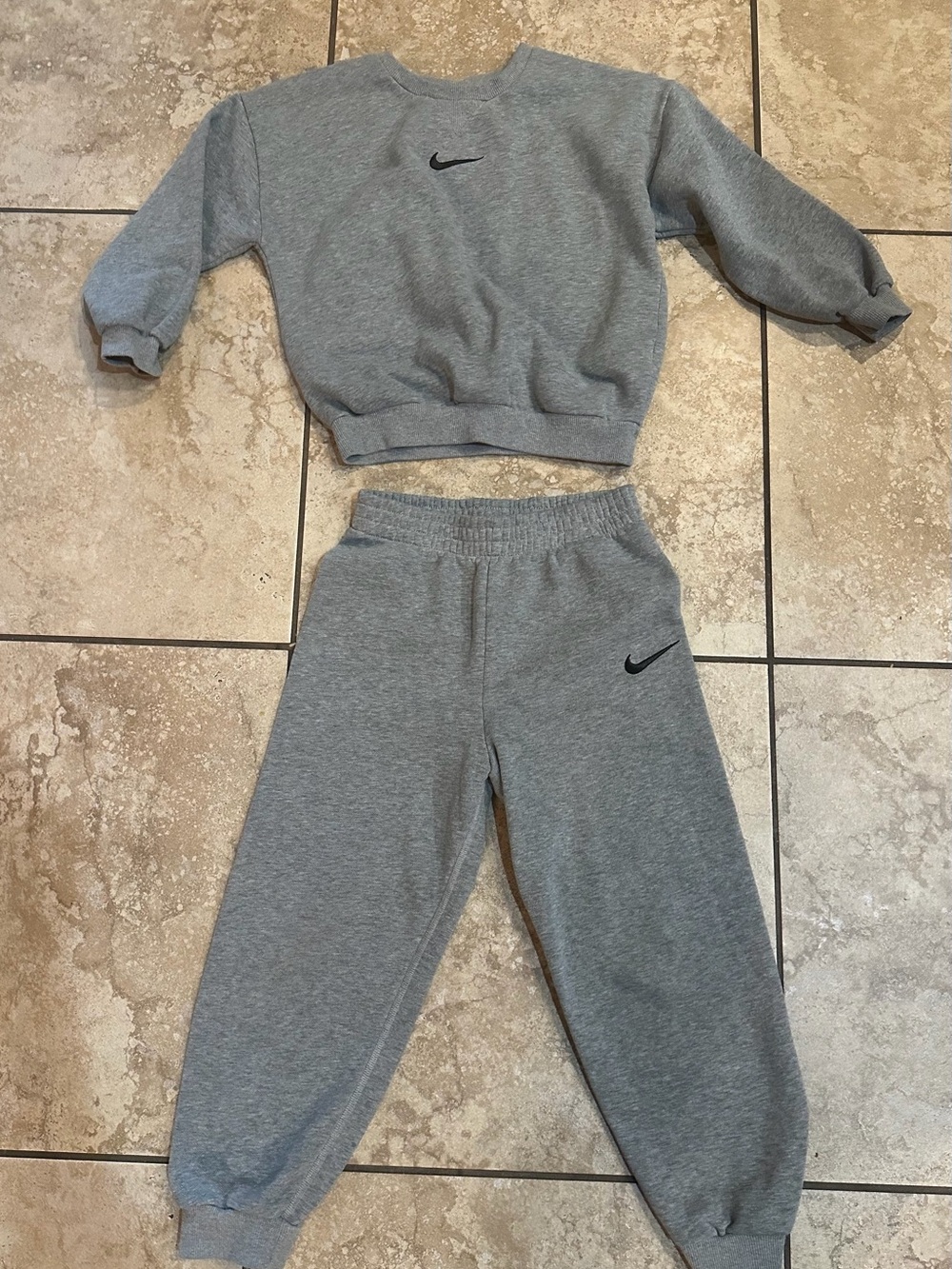 Nike Kids' Gray Sweatshirt and Sweatpants - Set Classic Comfort